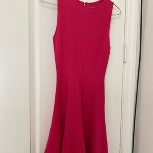 Alice + Olivia Paulie Scalloped Hem Knit Dress size small nhot pink